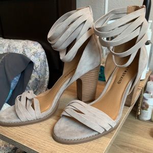 Lucky Brand Strappy Sandals